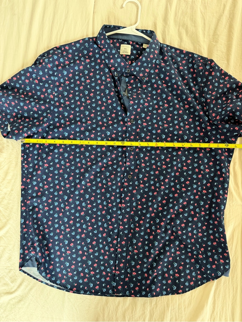 Casual Men's Navy Short-Sleeve Button-Down Shirt with Micro Floral Print